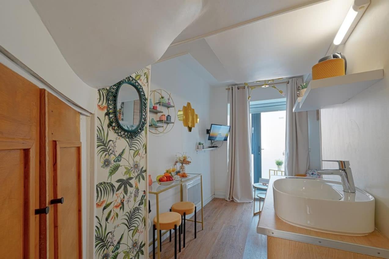 Cosy Renovated Studio In Heart Of Marais, Best Area To Discover In Paris Apartment Exterior foto